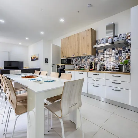 Elegant & Modern House By Sf Homes - Close To The Three Cities And The Airport Tarxien