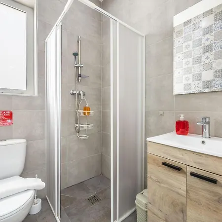 Hébergement de vacances Elegant & Modern House By Sf Homes - Close To The Three Cities And The Airport