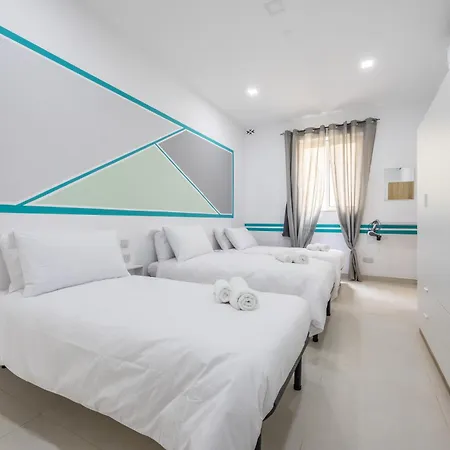 Casa vacanze Elegant & Modern House By Sf Homes - Close To The Three Cities And The Airport *