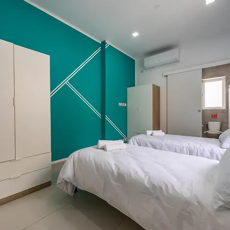 Elegant & Modern House By Sf Homes - Close To The Three Cities And The Airport Holiday home Tarxien
